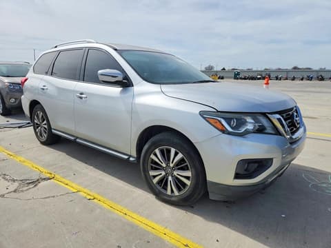 2017 Nissan Pathfinder, VIN 5N1DR2MN0HC673675. Фото 4 з 6 з аукціону Copart. Каталог авто зі США OpenDataCar.