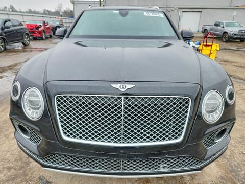 2018 Bentley Bentayga, VIN SJAAC2ZV6JC017957. Фото 5 из 6 с аукциона Copart. Каталог авто из США OpenDataCar.