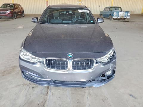 2017 Bmw 3 Series, VIN WBA8B9G58HNU49702. Фото 5 из 6 с аукциона Copart. Каталог авто из США OpenDataCar.