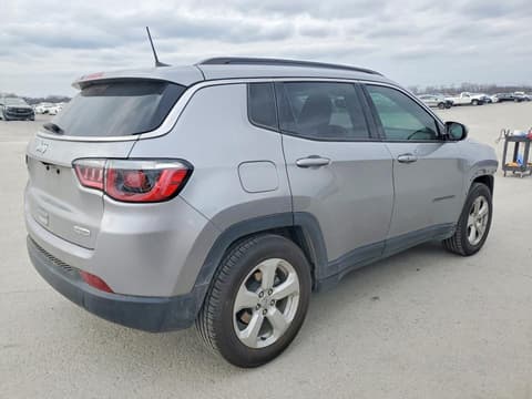 2019 Jeep Compass, VIN 3C4NJCBB5KT743486. Фото 3 з 6 з аукціону Copart. Каталог авто зі США OpenDataCar.