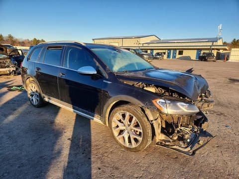 2019 Volkswagen Golf Alltrack, VIN 3VWM17AU5KM520829. Фото 4 из 6 с аукциона Copart. Каталог авто из США OpenDataCar.