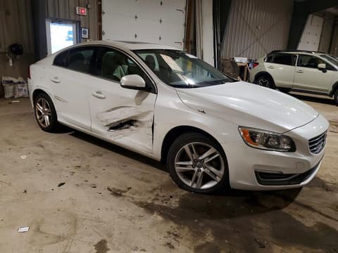 2015 Volvo S60, VIN YV1612TB4F2301782. Photo 4 of 6 from Copart auction. OpenDataCar US salvage catalog.
