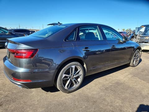 2019 Audi A4, VIN WAUGMAF48KN022012. Фото 3 з 6 з аукціону Copart. Каталог авто зі США OpenDataCar.