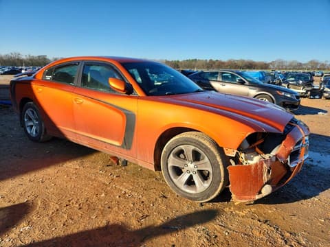 2011 Dodge Charger, VIN 2B3CL3CG0BH548062. Фото 4 з 6 з аукціону Copart. Каталог авто зі США OpenDataCar.