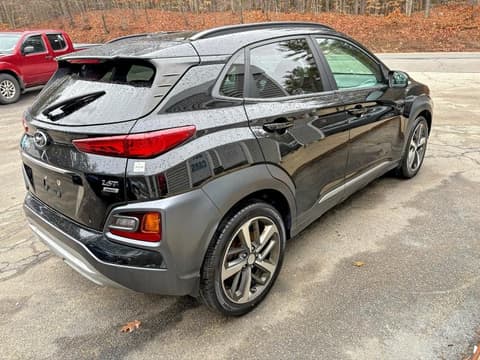 2018 Hyundai Kona, VIN KM8K5CA51JU169326. Zdjęcie 4 z 6 z aukcji Copart. Katalog aut z USA OpenDataCar.