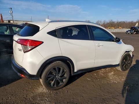 2021 Honda HR-V, VIN 3CZRU6H18MM714936. Фото 3 з 6 з аукціону Copart. Каталог авто зі США OpenDataCar.