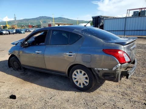 2016 Nissan Versa, VIN 3N1CN7AP7GL889446. Фото 2 з 6 з аукціону Copart. Каталог авто зі США OpenDataCar.