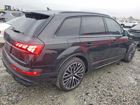 2025 Audi SQ7, VIN WA1VWBF74SD014039. Фото 3 из 6 с аукциона Copart. Каталог авто из США OpenDataCar.