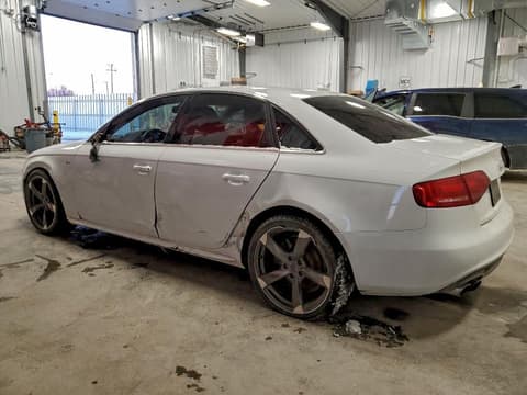 2012 Audi A4 Quattro, VIN WAUHFCFL5CA117248. Фото 2 з 6 з аукціону Copart. Каталог авто зі США OpenDataCar.