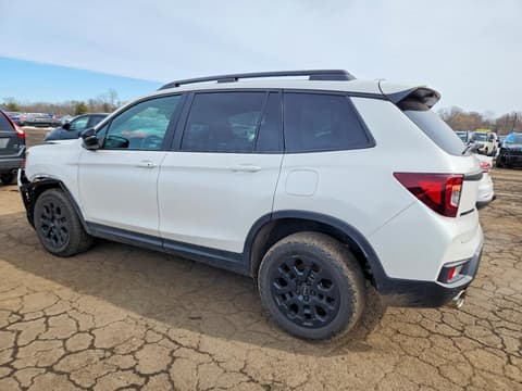 2023 Honda Passport, VIN 5FNYF8H67PB043321. Zdjęcie 2 z 6 z aukcji Copart. Katalog aut z USA OpenDataCar.