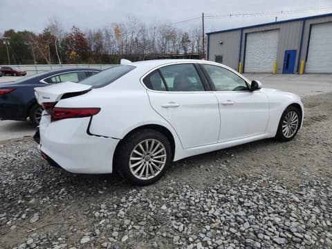 2021 Alfa romeo Giulia, VIN ZARFANAN1M7644589. Фото 3 из 6 с аукциона Copart. Каталог авто из США OpenDataCar.