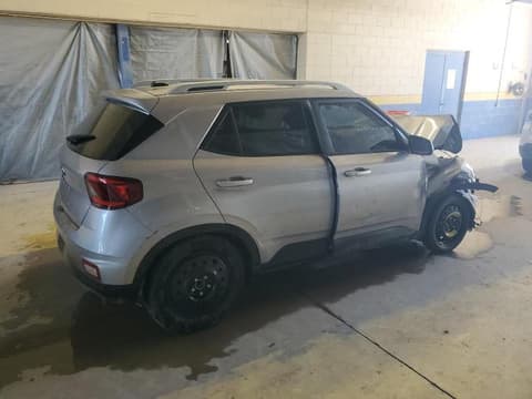 2024 Hyundai Venue, VIN KMHRC8A32RU331766. Фото 3 з 6 з аукціону Copart. Каталог авто зі США OpenDataCar.