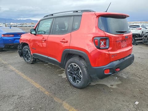 2015 Jeep Renegade, VIN ZACCJBCT0FPB69820. Фото 2 з 6 з аукціону Copart. Каталог авто зі США OpenDataCar.