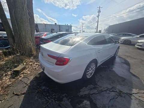 2017 Buick LaCrosse, VIN 1G4ZR5SS8HU168526. Фото 4 з 6 з аукціону Copart. Каталог авто зі США OpenDataCar.