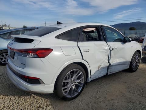 2025 Audi Q4 e-tron Sportback, VIN WA14UBFZ0SP035584. Фото 3 из 6 с аукциона Copart. Каталог авто из США OpenDataCar.