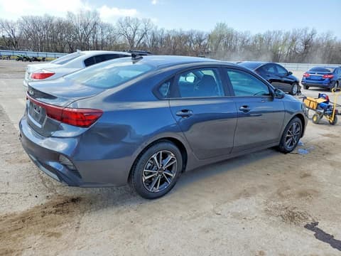 2024 Kia Forte, VIN 3KPF24AD7RE796067. Zdjęcie 3 z 6 z aukcji Copart. Katalog aut z USA OpenDataCar.