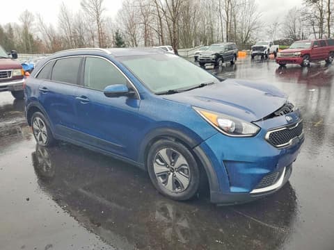 2019 Kia Niro, VIN KNDCB3LC7K5350102. Фото 4 з 6 з аукціону Copart. Каталог авто зі США OpenDataCar.