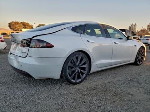 2018 Tesla Model S, VIN 5YJSA1E26JF261495. Фото 3 з 6 з аукціону Copart. Каталог авто зі США OpenDataCar.