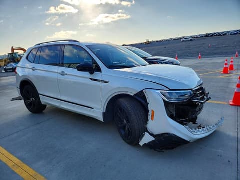 2024 Volkswagen Tiguan, VIN 3VV8B7AX5RM180749. Фото 4 з 6 з аукціону Copart. Каталог авто зі США OpenDataCar.