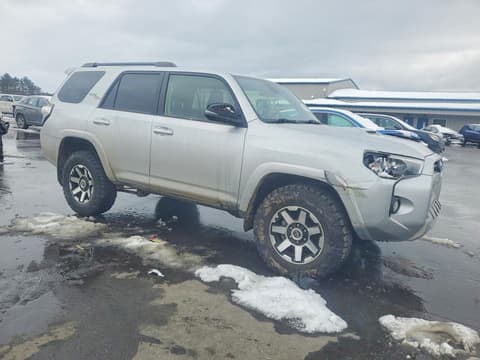 2020 Toyota 4Runner, VIN JTEBU5JR9L5773804. Фото 4 з 6 з аукціону Copart. Каталог авто зі США OpenDataCar.