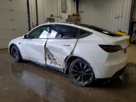 2021 Tesla Model Y, VIN 5YJYGDEE0MF253725. Фото 2 з 6 з аукціону Copart. Каталог авто зі США OpenDataCar.