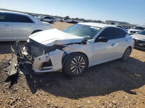 2024 Nissan Altima, VIN 1N4BL4DV4RN327889. Фото 1 з 6 з аукціону Copart. Каталог авто зі США OpenDataCar.