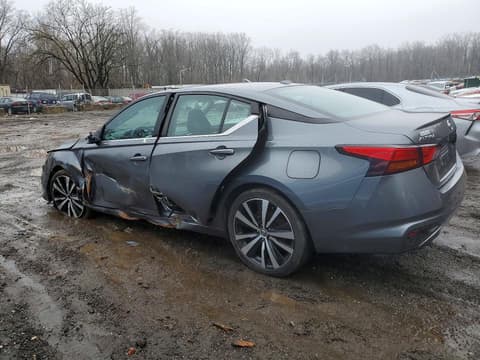 2021 Nissan Altima, VIN 1N4BL4CVXMN333075. Фото 2 з 6 з аукціону Copart. Каталог авто зі США OpenDataCar.