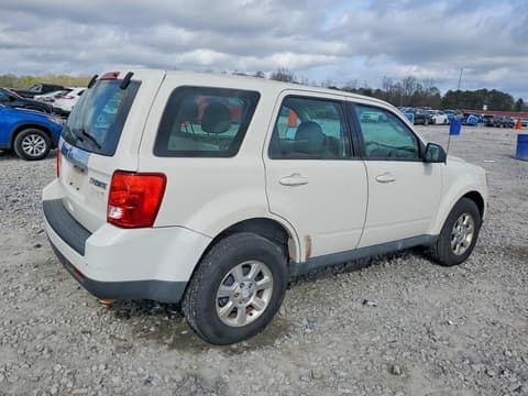 2010 Mazda Tribute, VIN 4F2CY0C78AKM02806. Zdjęcie 3 z 6 z aukcji Copart. Katalog aut z USA OpenDataCar.