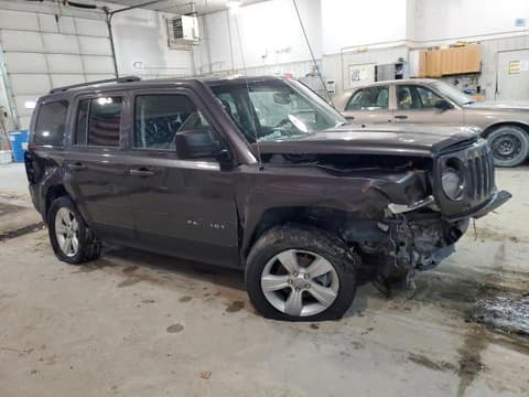 2017 Jeep Patriot, VIN 1C4NJRFBXHD127343. Фото 4 из 6 с аукциона Copart. Каталог авто из США OpenDataCar.