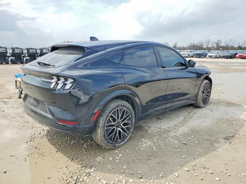 2024 Ford Mustang Mach-E, VIN 3FMTK3R47RMA43657. Фото 3 з 6 з аукціону Copart. Каталог авто зі США OpenDataCar.