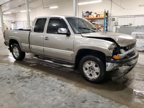 2000 Chevrolet Silverado, VIN 1GCEK19V2YE338227. Фото 4 з 6 з аукціону Copart. Каталог авто зі США OpenDataCar.