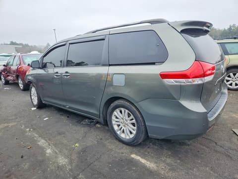 2011 Toyota Sienna, VIN 5TDYK3DCXBS155402. Фото 2 з 6 з аукціону Copart. Каталог авто зі США OpenDataCar.