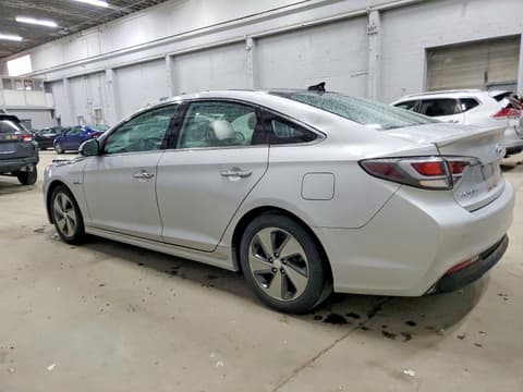2016 Hyundai Sonata Hybrid, VIN KMHE34L15GA033939. Фото 2 из 6 с аукциона Copart. Каталог авто из США OpenDataCar.