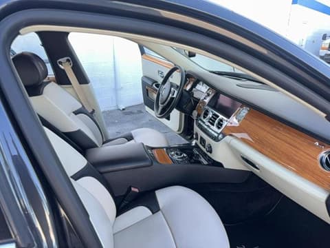 2011 Rolls-royce Ghost, VIN SCA664S53BUX49371. Фото 5 з 6 з аукціону Copart. Каталог авто зі США OpenDataCar.