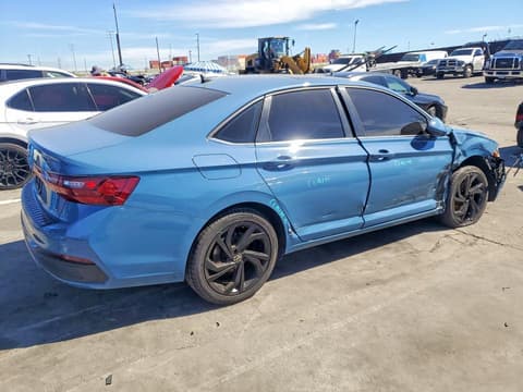 2025 Volkswagen Jetta, VIN 3VW7X7BU2SM016815. Zdjęcie 3 z 6 z aukcji Copart. Katalog aut z USA OpenDataCar.