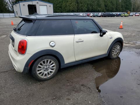 2015 Mini Cooper, VIN WMWXP7C58F2C60413. Фото 3 з 6 з аукціону Copart. Каталог авто зі США OpenDataCar.