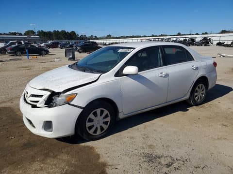 2011 Toyota Corolla, VIN 2T1BU4EE0BC715264. Фото 1 з 6 з аукціону Copart. Каталог авто зі США OpenDataCar.