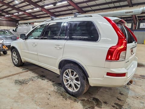 2014 Volvo XC90, VIN YV4952CZ2E1689827. Фото 2 из 6 с аукциона Copart. Каталог авто из США OpenDataCar.