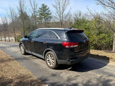 2017 Kia Sorento, VIN 5XYPGDA32HG330142. Фото 3 из 6 с аукциона Copart. Каталог авто из США OpenDataCar.