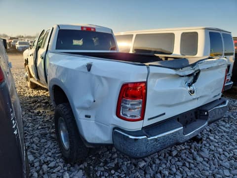 2024 Ram 3500, VIN 3C63RRHLXRG360074. Фото 2 з 6 з аукціону Copart. Каталог авто зі США OpenDataCar.