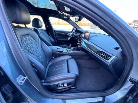 2021 Bmw 5 Series, VIN WBA13BJ05MCF40549. Фото 5 з 6 з аукціону Copart. Каталог авто зі США OpenDataCar.