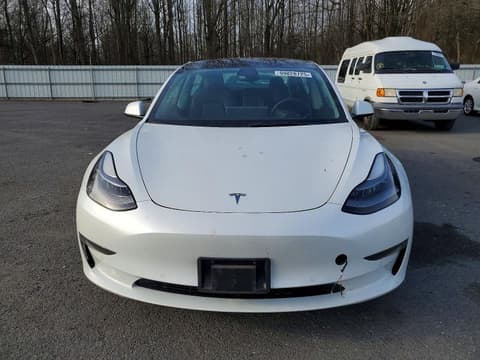2022 Tesla Model 3, VIN 5YJ3E1EAXNF326953. Фото 5 з 6 з аукціону Copart. Каталог авто зі США OpenDataCar.