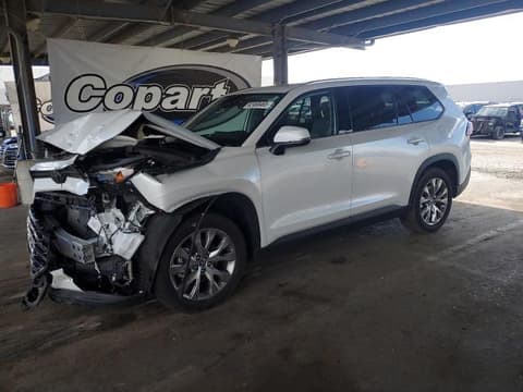 2024 Toyota Highlander, VIN 5TDACAB58RS014782. Фото 1 з 6 з аукціону Copart. Каталог авто зі США OpenDataCar.