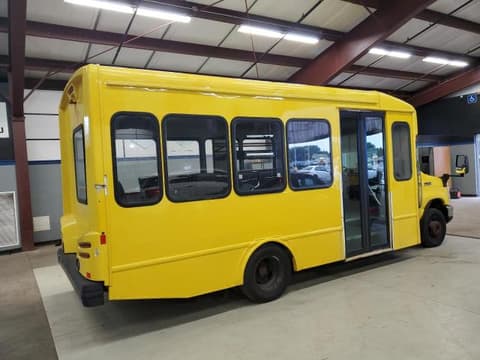 2019 Ford Econoline, VIN 1FDFE4FS5KDC46030. Фото 3 из 6 с аукциона Copart. Каталог авто из США OpenDataCar.