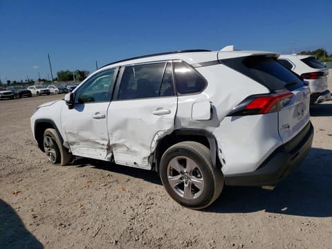 2023 Toyota RAV4, VIN 2T3W1RFV1PW247791. Фото 2 з 6 з аукціону Copart. Каталог авто зі США OpenDataCar.