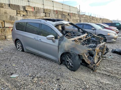 2018 Chrysler Pacifica, VIN 2C4RC1GG5JR170871. Фото 4 з 6 з аукціону Copart. Каталог авто зі США OpenDataCar.