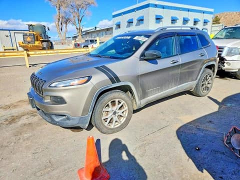 2017 Jeep Cherokee, VIN 1C4PJMCS6HW646510. Фото 1 з 6 з аукціону Copart. Каталог авто зі США OpenDataCar.
