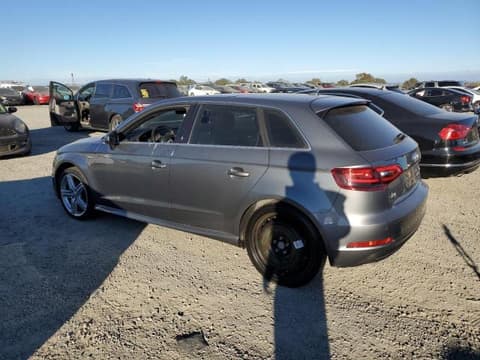 2016 Audi A3 e-tron, VIN WAUTPBFF8GA098227. Фото 2 з 6 з аукціону Copart. Каталог авто зі США OpenDataCar.