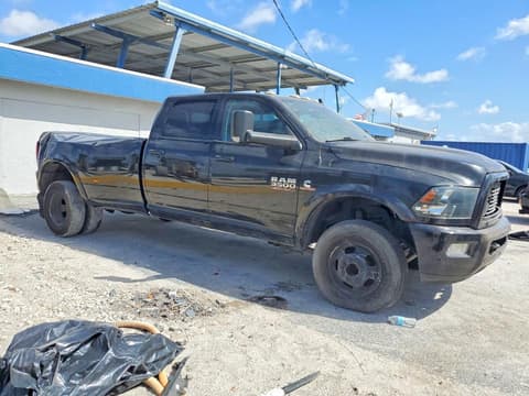 2018 Ram 3500, VIN 3C63RRHL5JG384075. Zdjęcie 4 z 6 z aukcji Copart. Katalog aut z USA OpenDataCar.