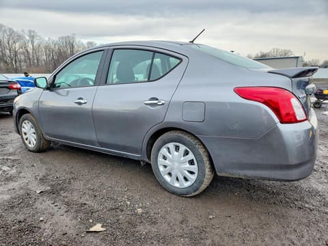 2018 Nissan Versa, VIN 3N1CN7AP6JL880986. Фото 2 из 6 с аукциона Copart. Каталог авто из США OpenDataCar.